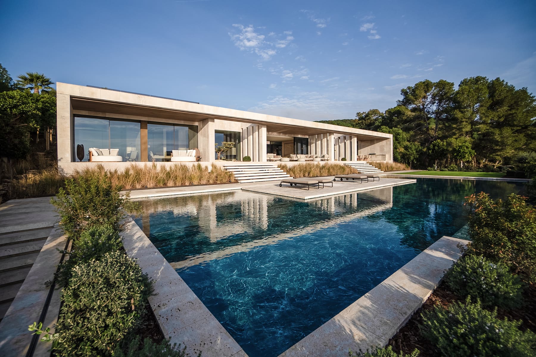 Exclusive villa for rent