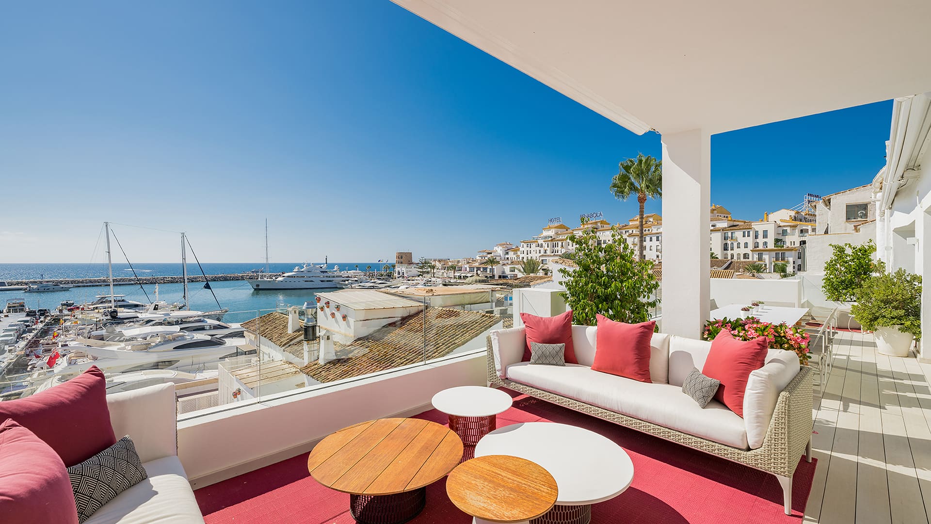 Penthouse by the sea