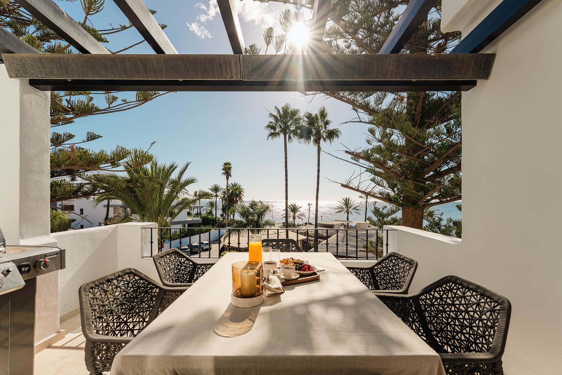 Frontline Beach Duplex Penhous