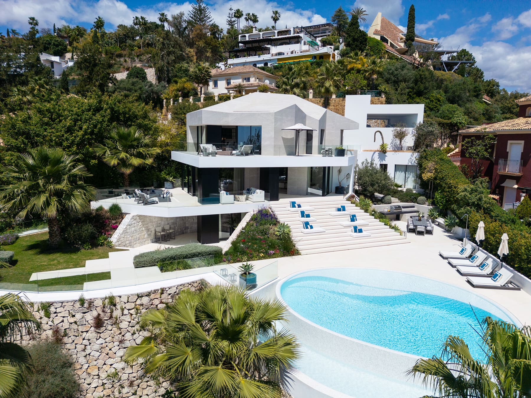 Villa with panoramic sea views