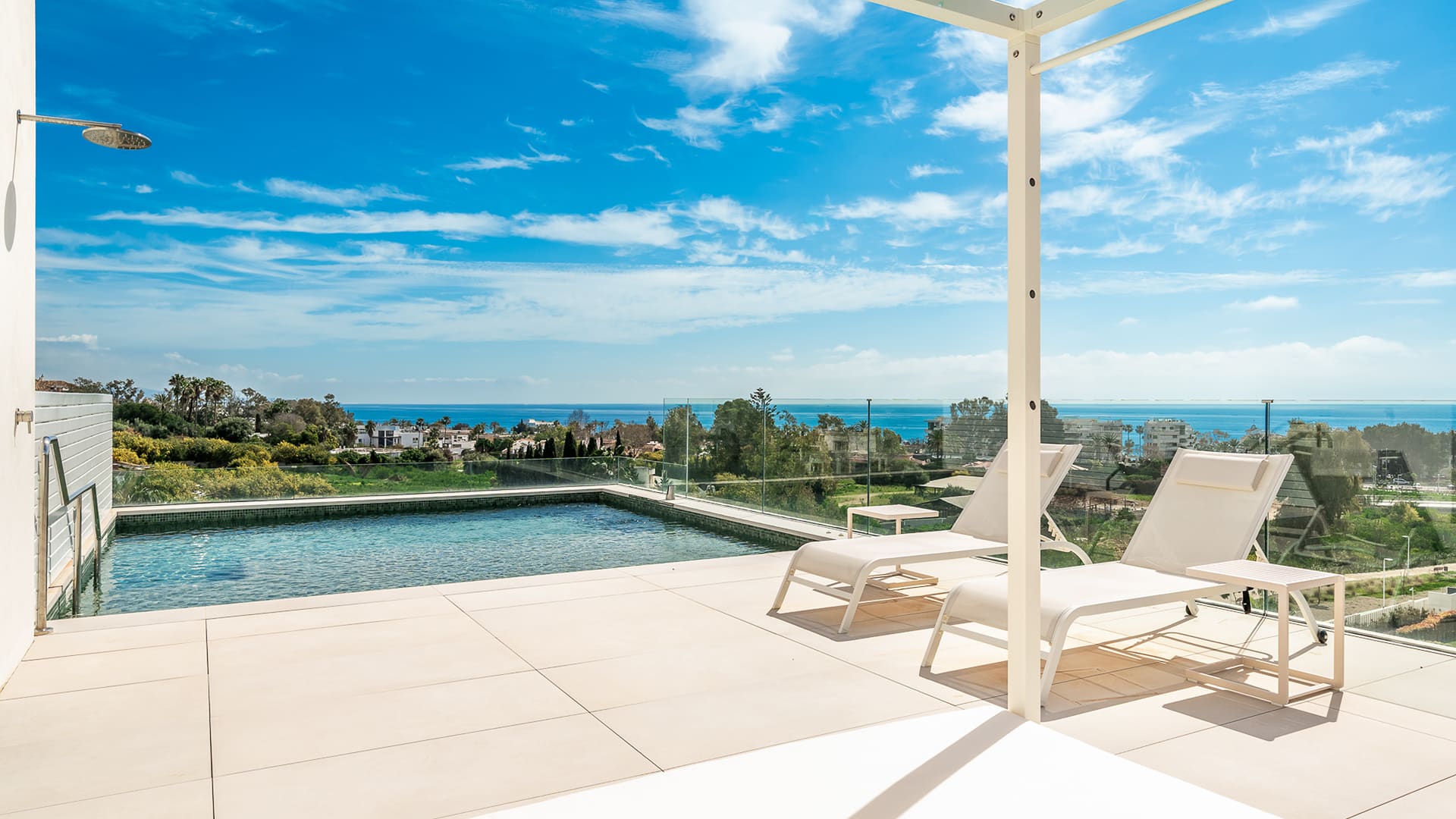 Penthouse duplex with plunge pool